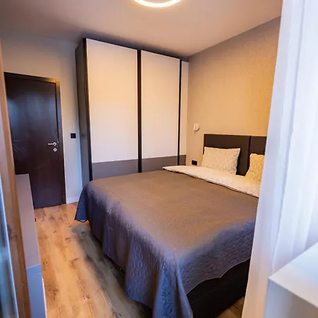 Appartement Alpine Escape Design Detelina