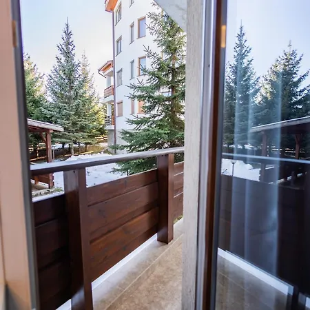 Alpine Escape Design Detelina Bansko