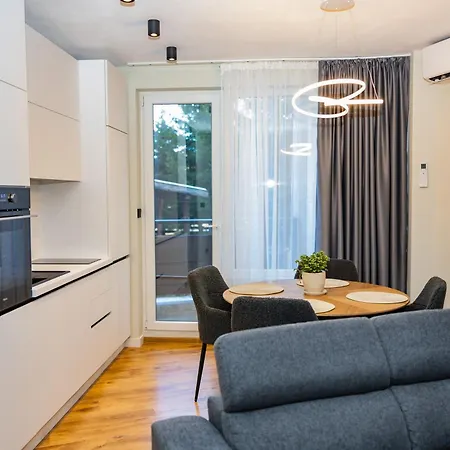 Alpine Escape Design Detelina Апартаменти