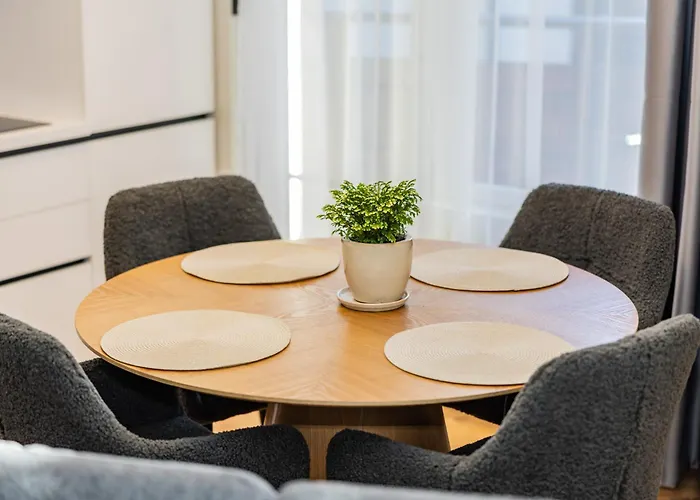 Alpine Escape Design Detelina *